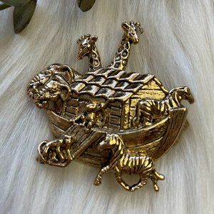 Vintage Avon Noahs's Ark brooch